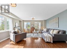 90 Magpie Way, Whitby, ON L1N0K5 Photo 11
