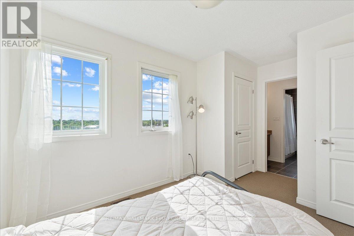 90 MAGPIE WAY - 30