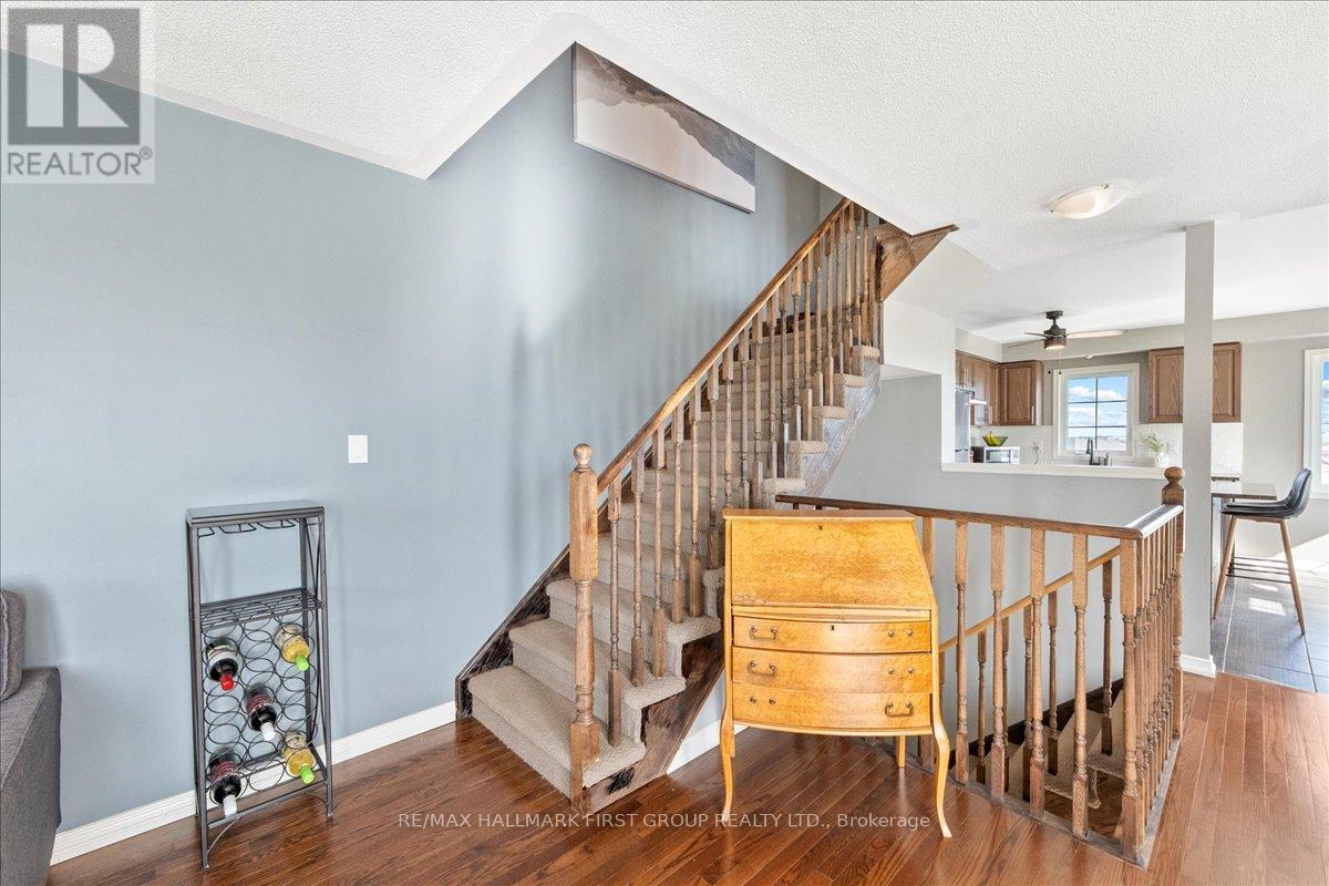 90 MAGPIE WAY - 22