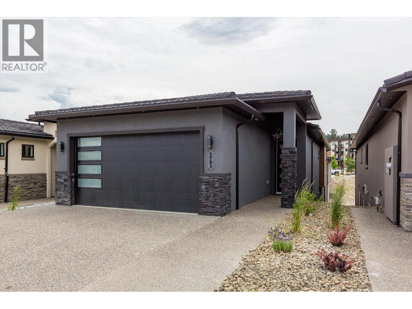 1793 Viewpoint Drive - 1