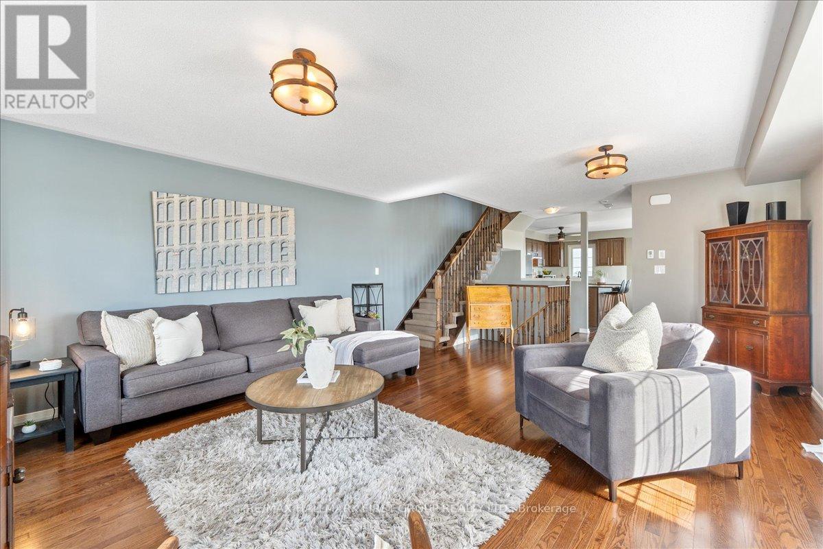 90 MAGPIE WAY - 12