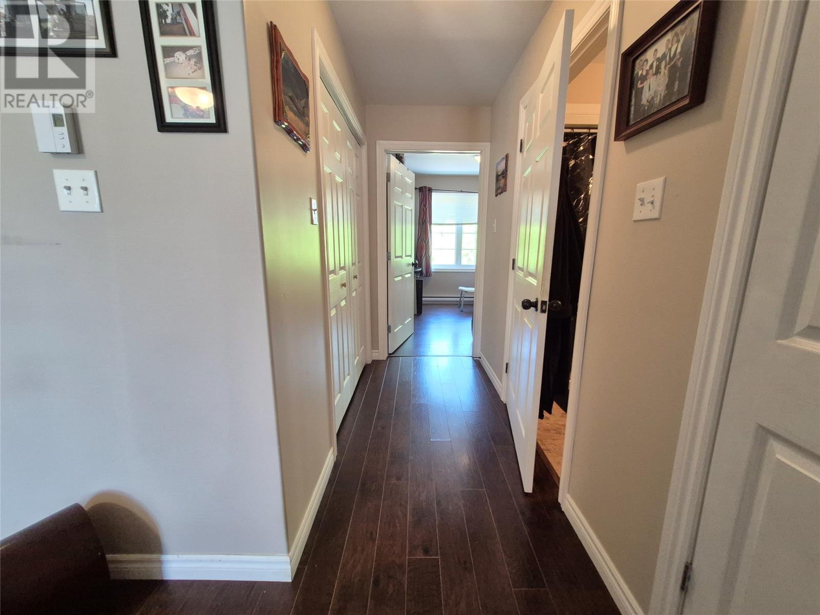 4 A/B Budgells Road - 28