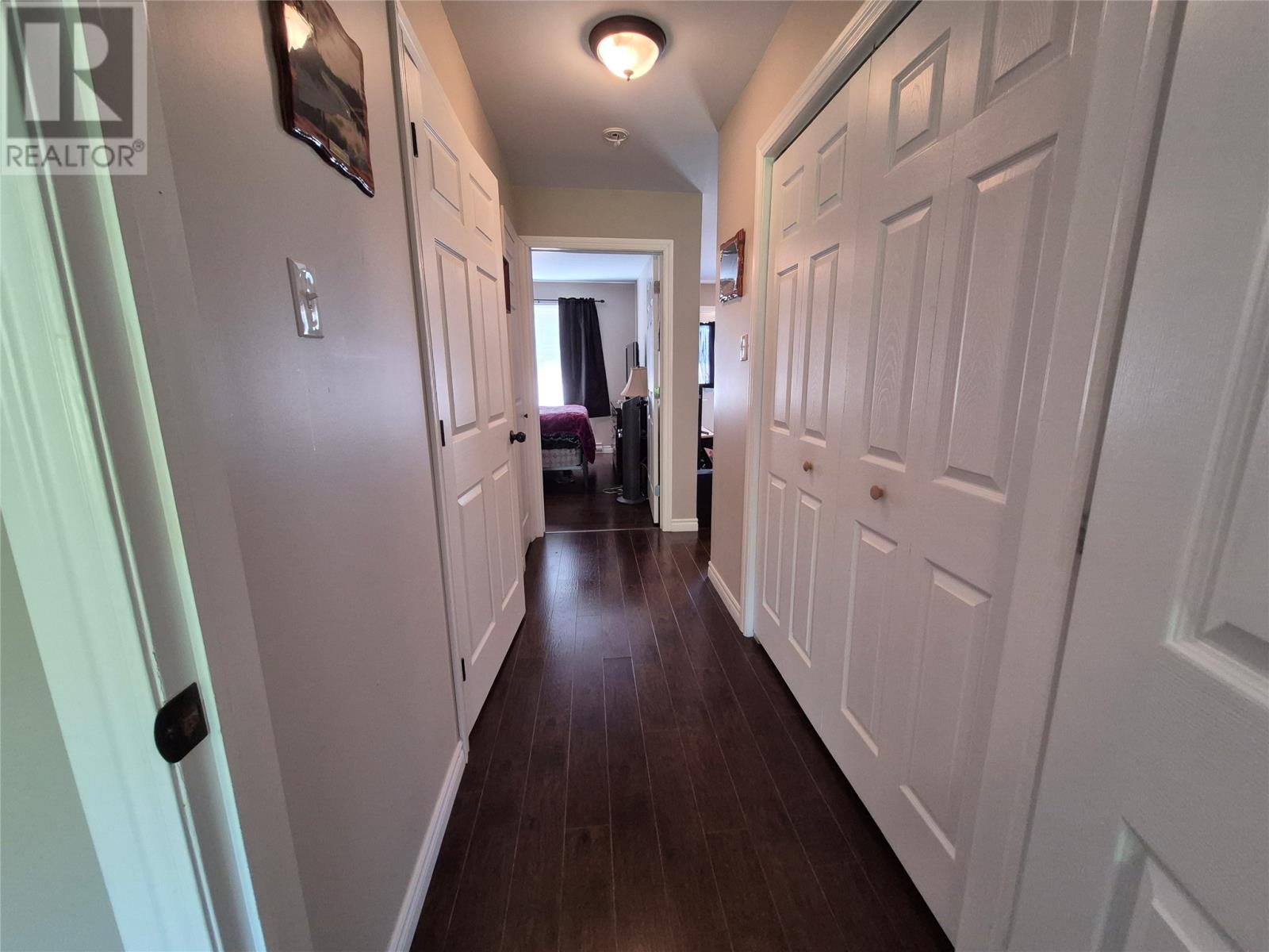 4 A/B Budgells Road - 32
