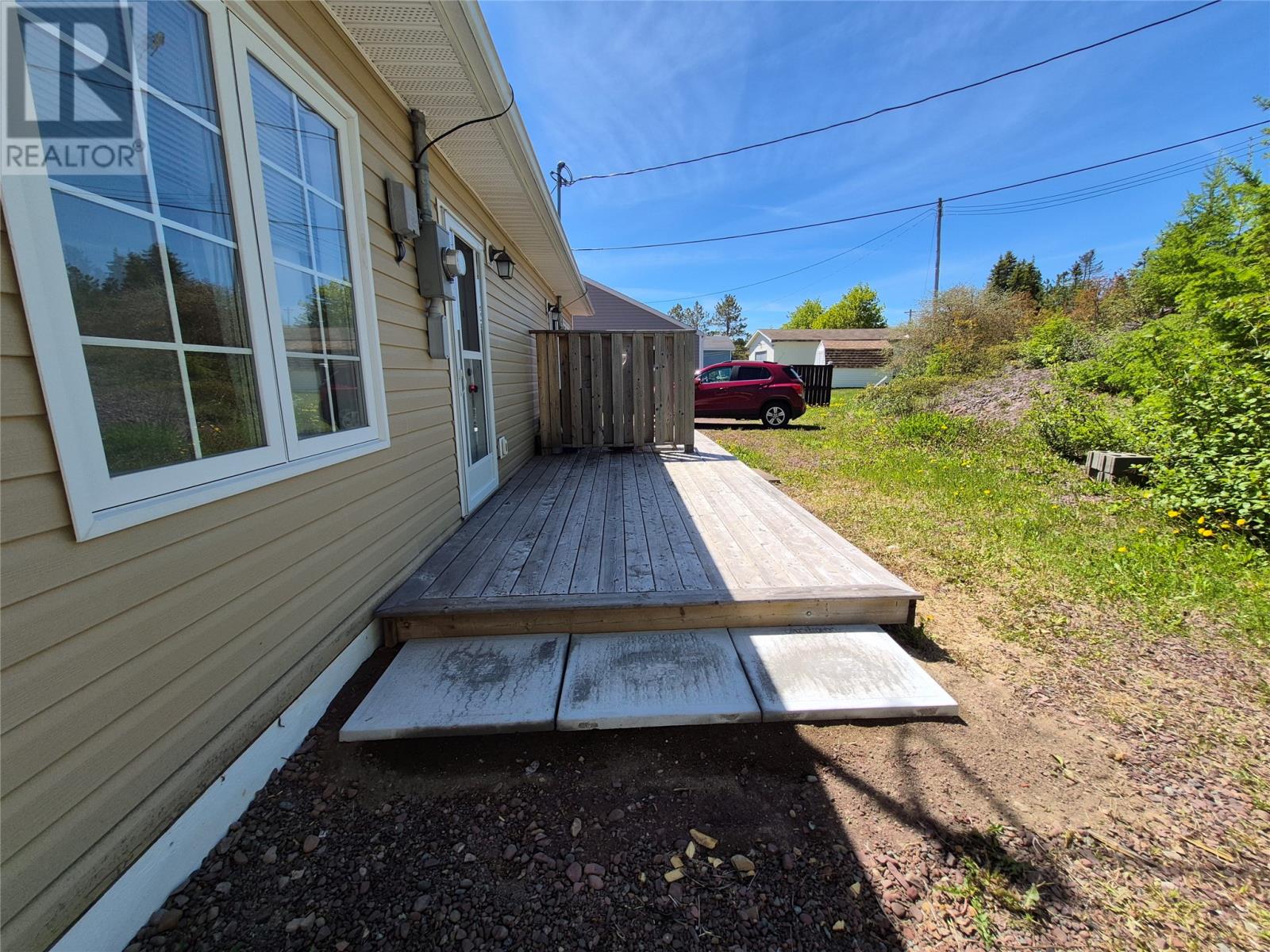4 A/B Budgells Road - 35
