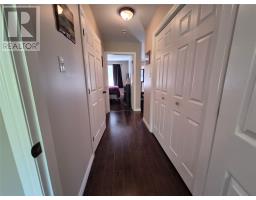 4 A/B Budgells Road thumbnail 32