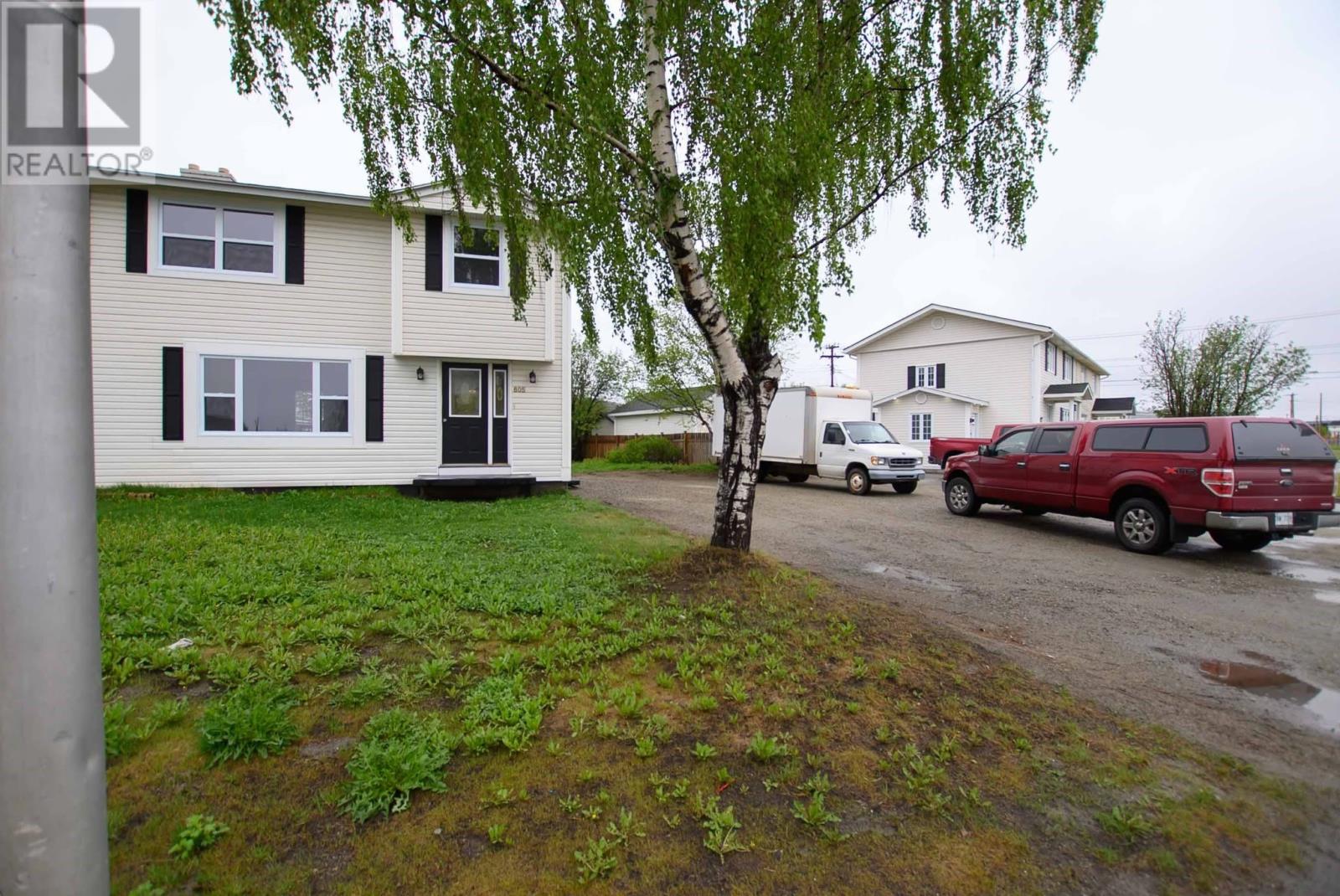 605 Bartlett Drive thumbnail 2