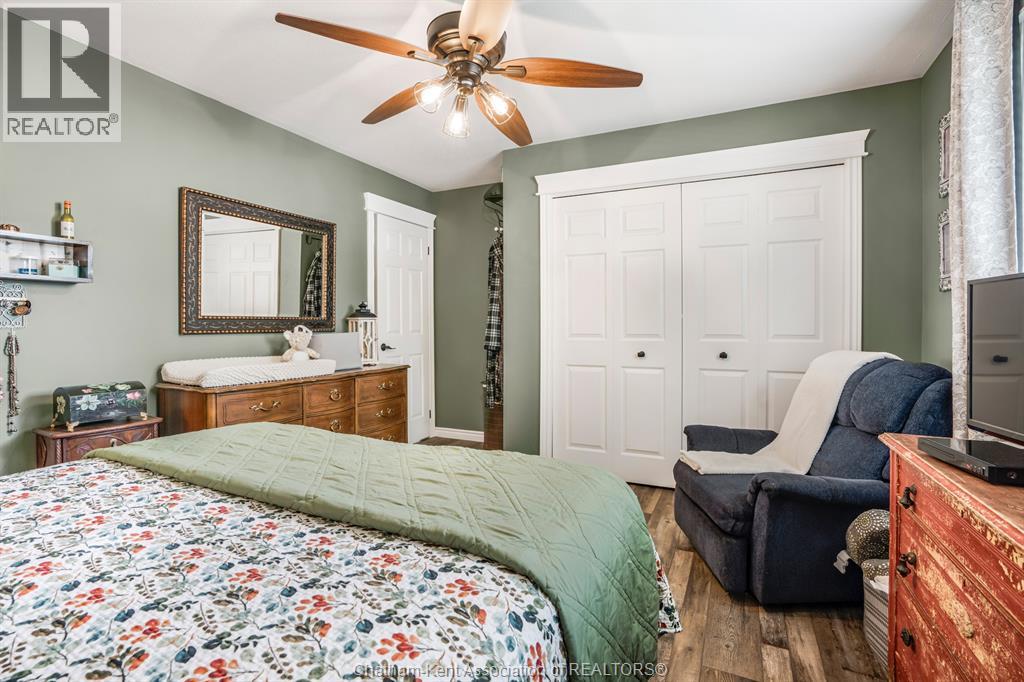 210 Chatham STREET North - 11