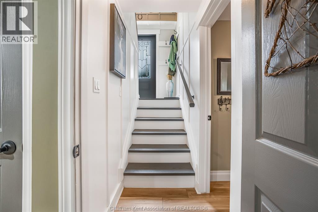 210 Chatham STREET North - 16
