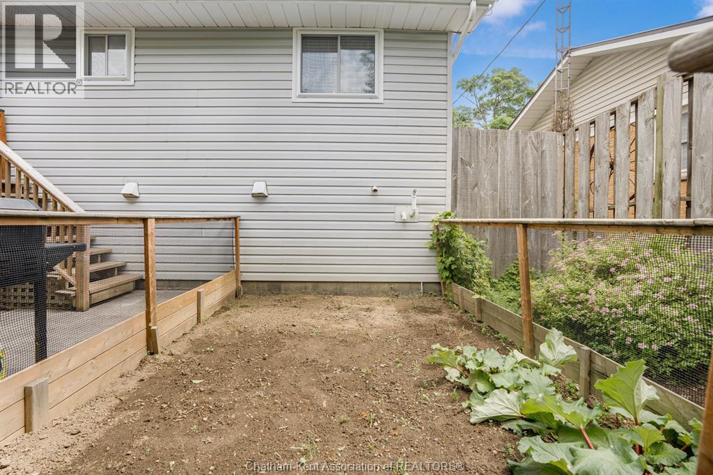210 Chatham STREET North - 37
