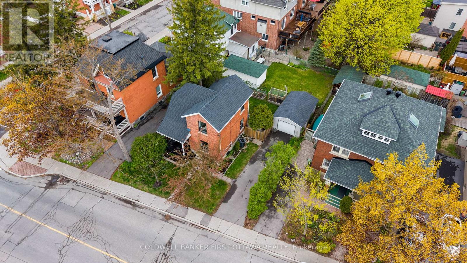 3 Bed, 2 Bath House for Sale in Ottawa – 25 CLEGG STREET, Ottawa – MLS# X13451326 - Image 39