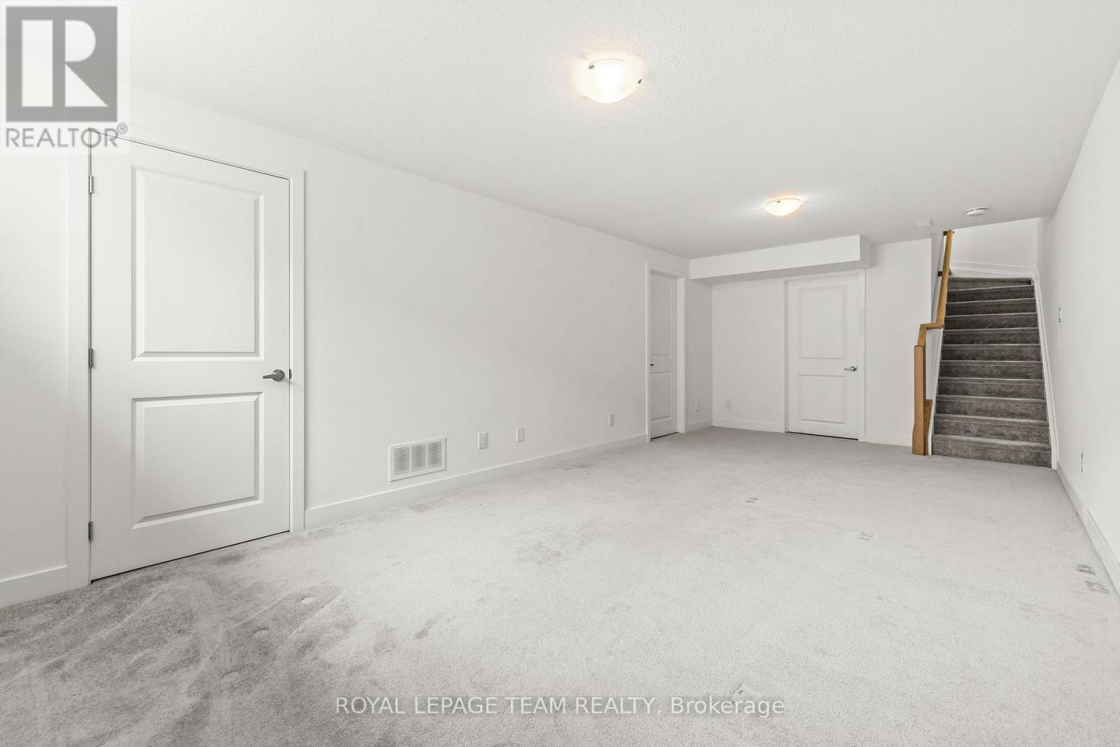 3 Bed, 3 Bath House for Rent in Ottawa – 47 MOOSONEE CRESCENT, Ottawa – MLS# X13451328 - Image 20