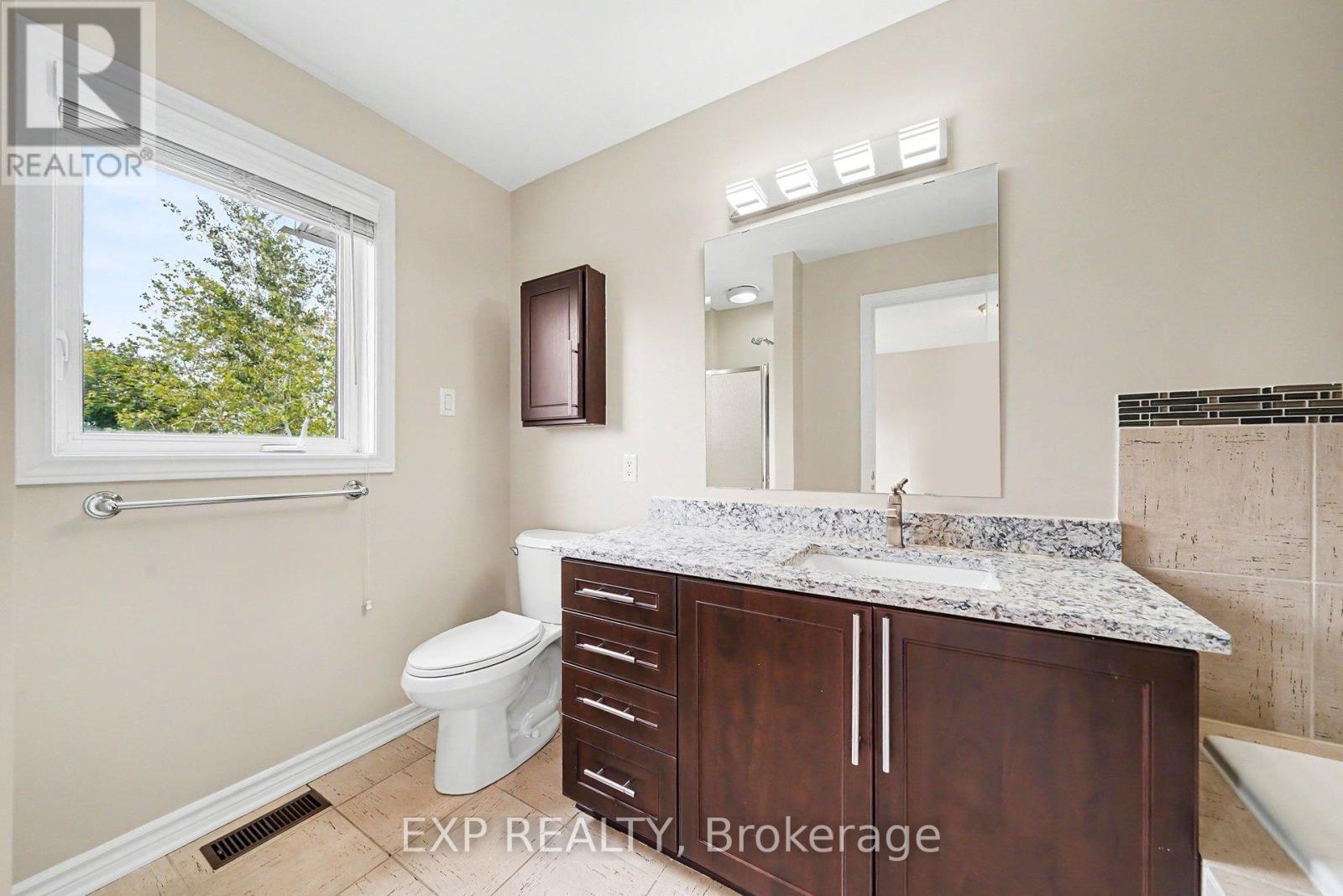 3 Bed, 3 Bath House for Rent in Ottawa – 472 TEMISKAMING CRESCENT, Ottawa – MLS# X13451362 - Image 18