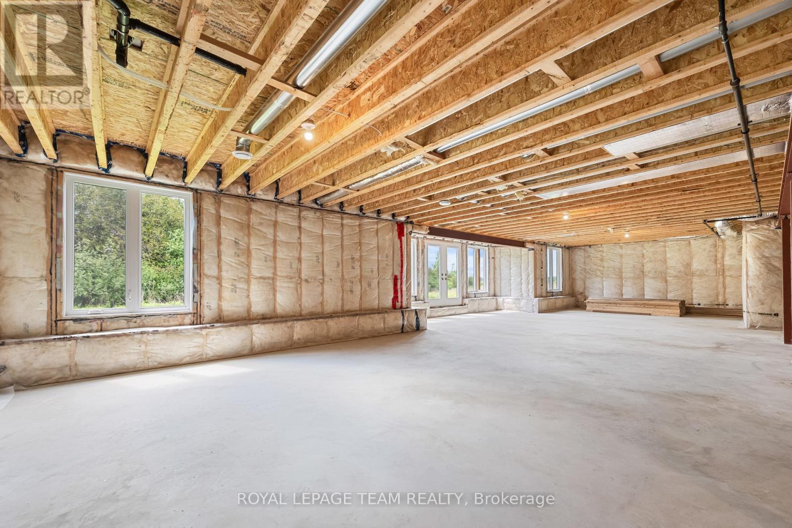 465 PIONEER ROAD - 25