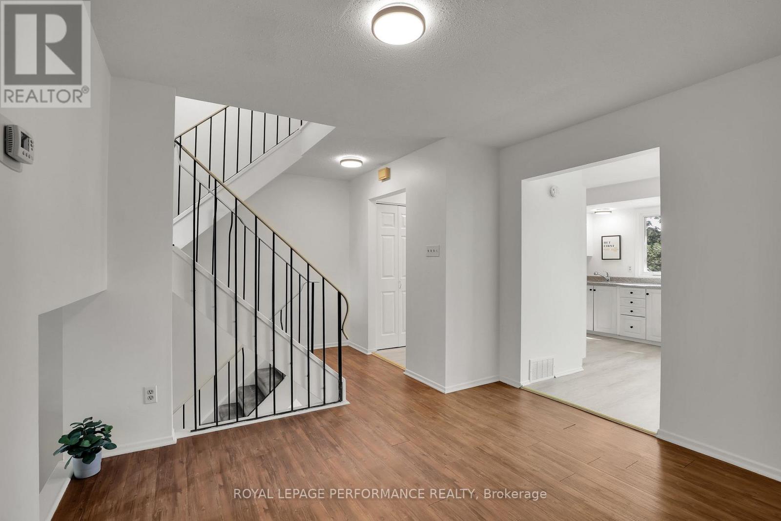 3 Bed, 2 Bath House for Sale in Ottawa – 10 – 3342 SOUTHGATE ROAD, Ottawa – MLS# X13451450 - Image 12