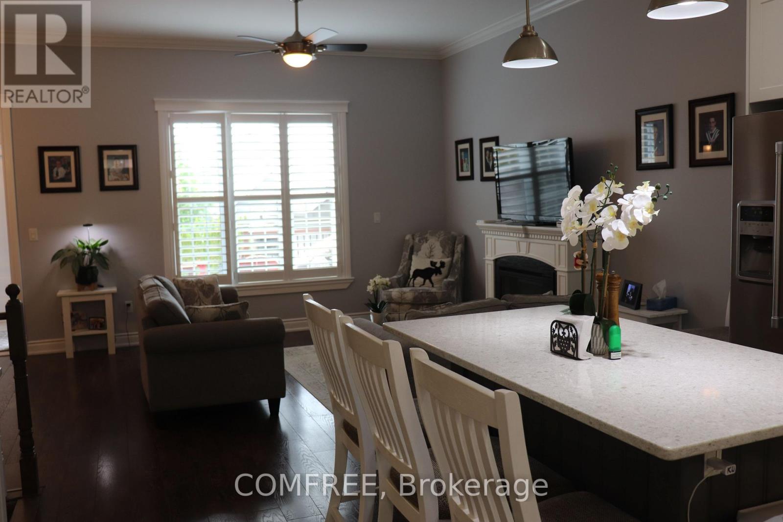 805 LEES AVENUE - 17