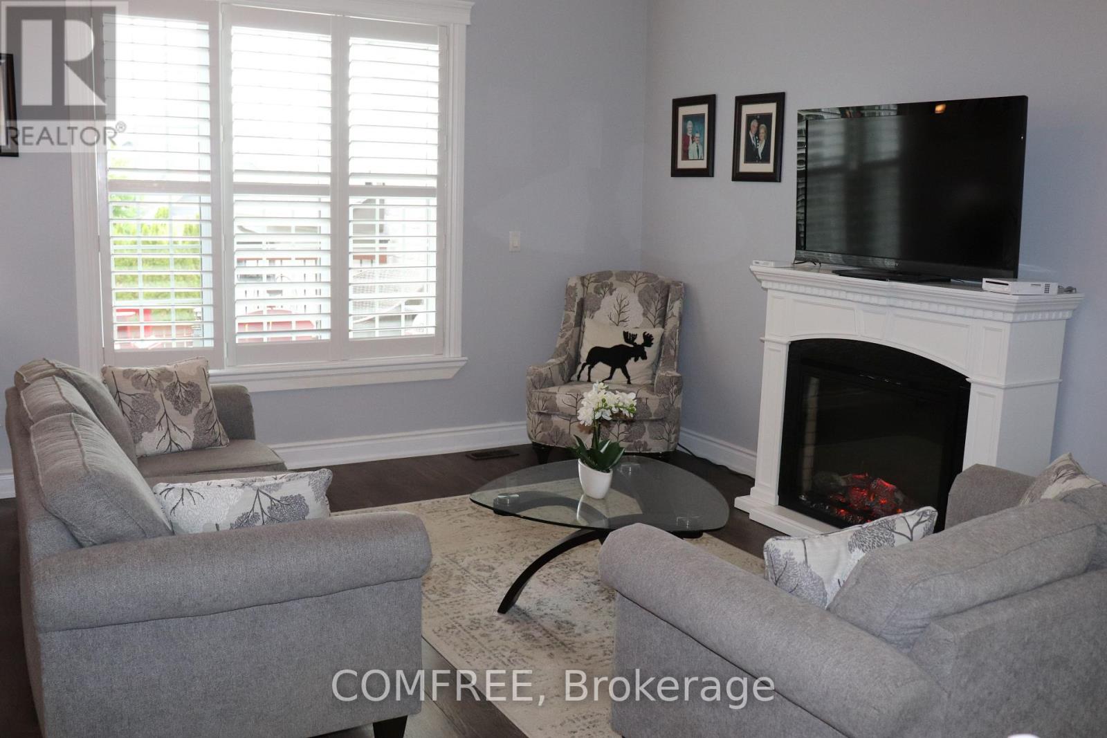 805 LEES AVENUE - 21