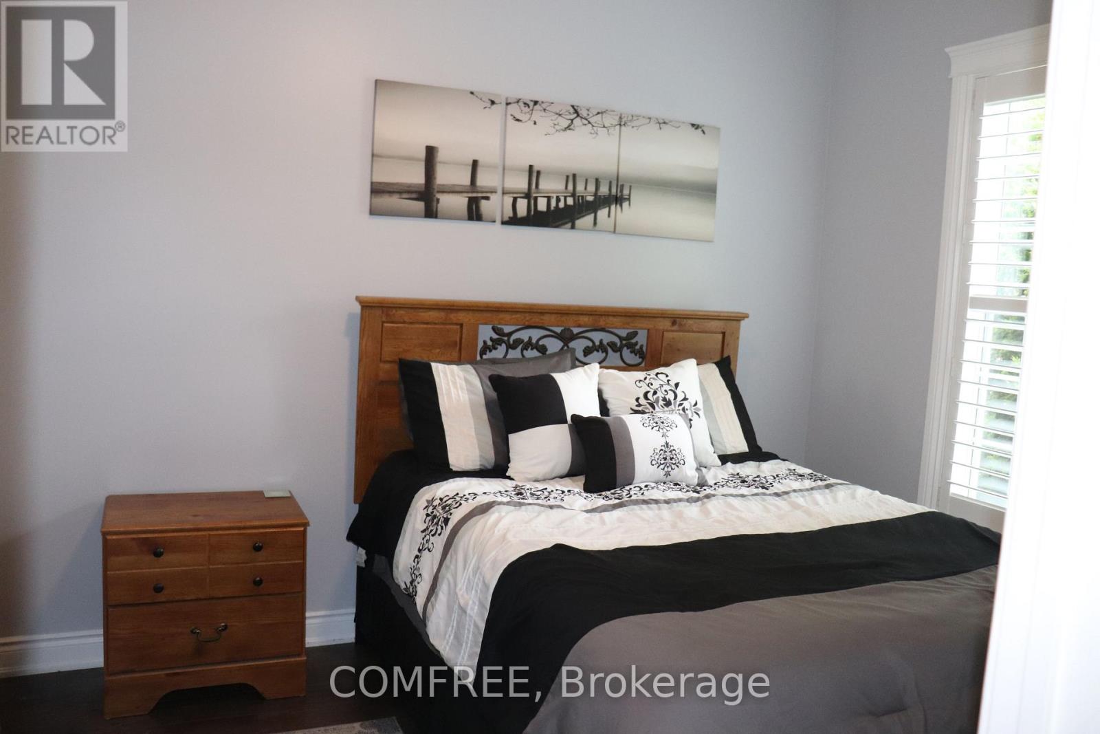 805 LEES AVENUE - 27