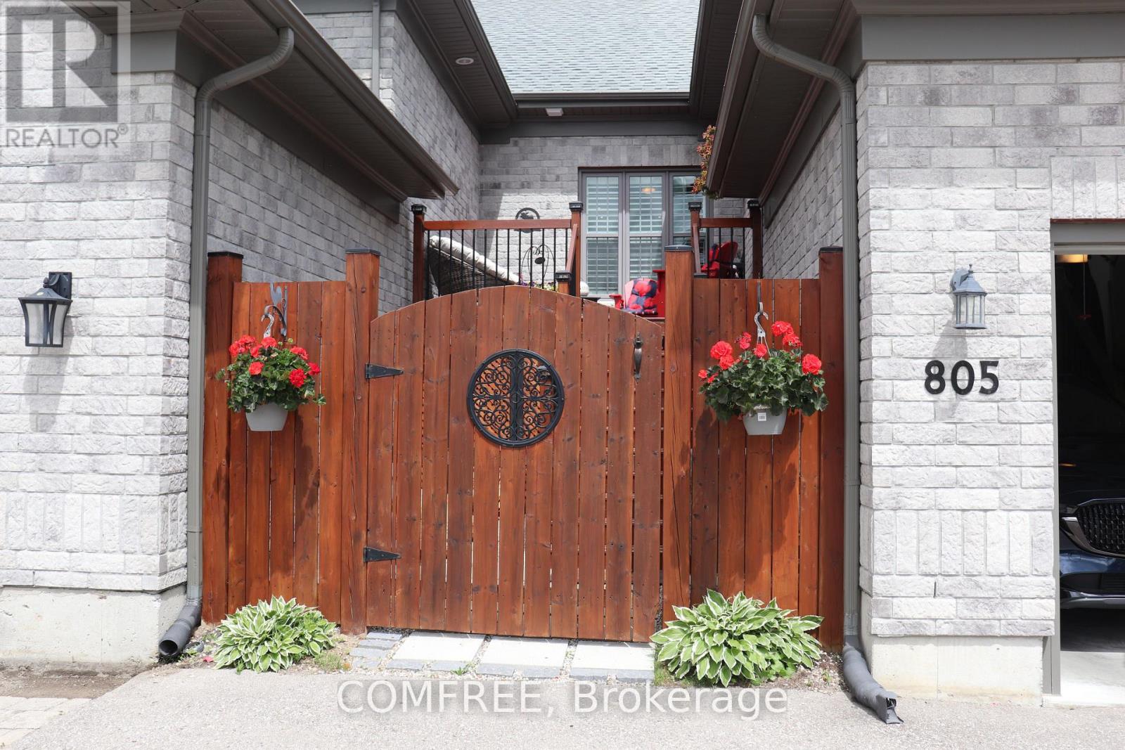 805 LEES AVENUE - 5