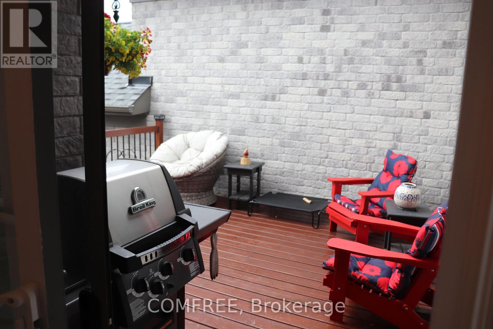 805 LEES AVENUE - 8