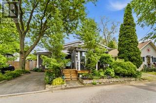 11 PEEL STREET - 2