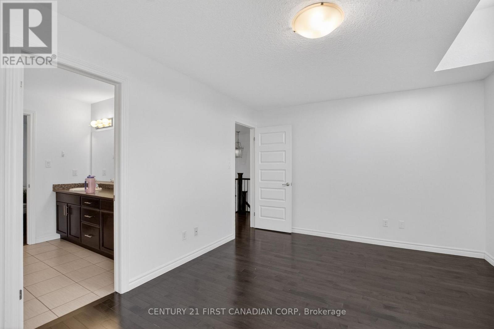 697 KILLARNEY ROAD - 20