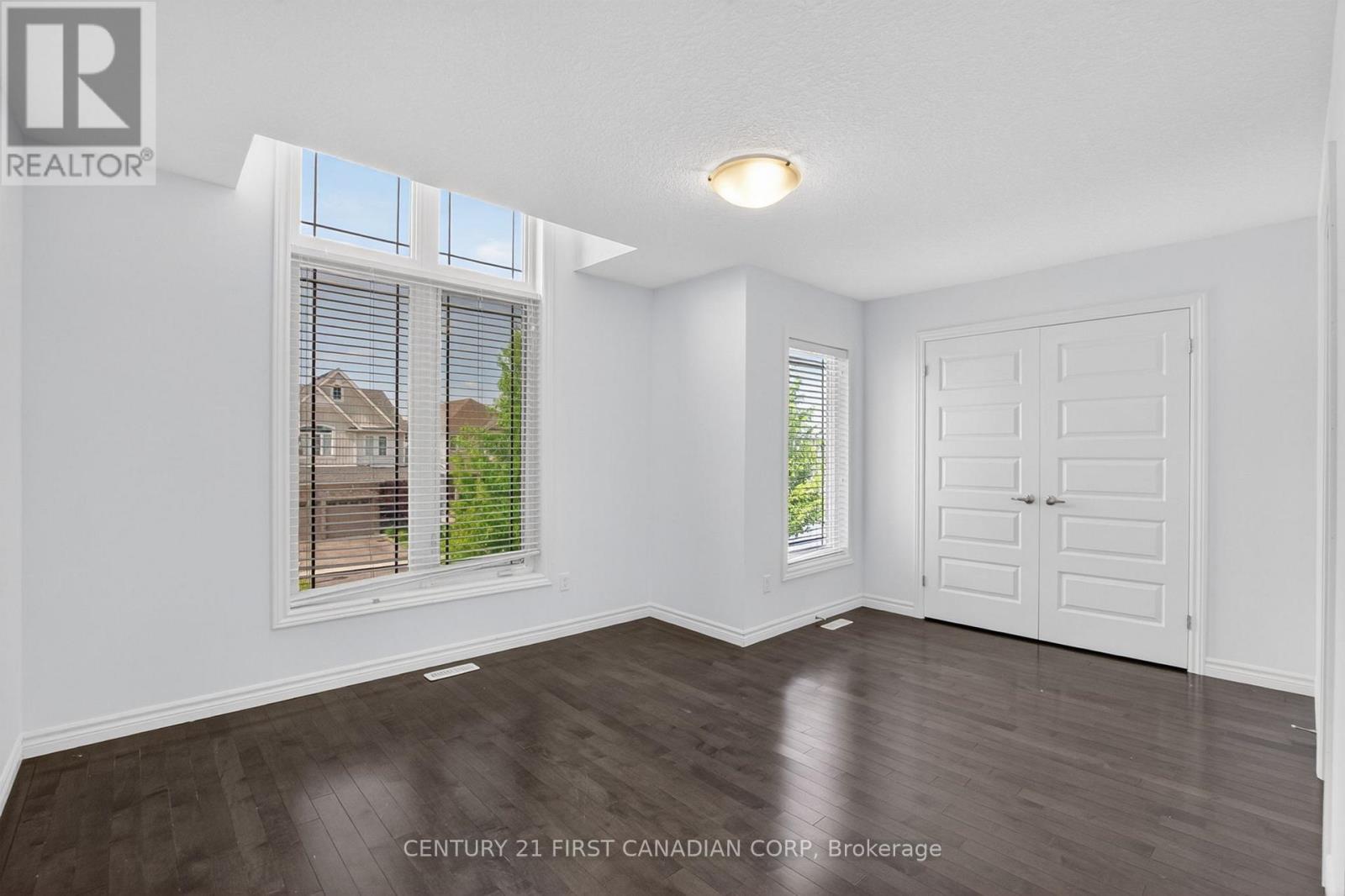 697 KILLARNEY ROAD - 19