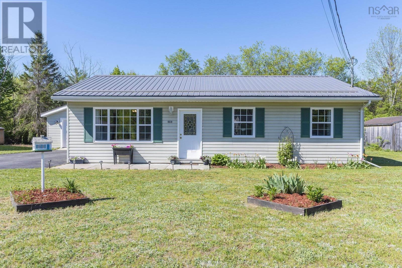 9039 10 Highway - 45