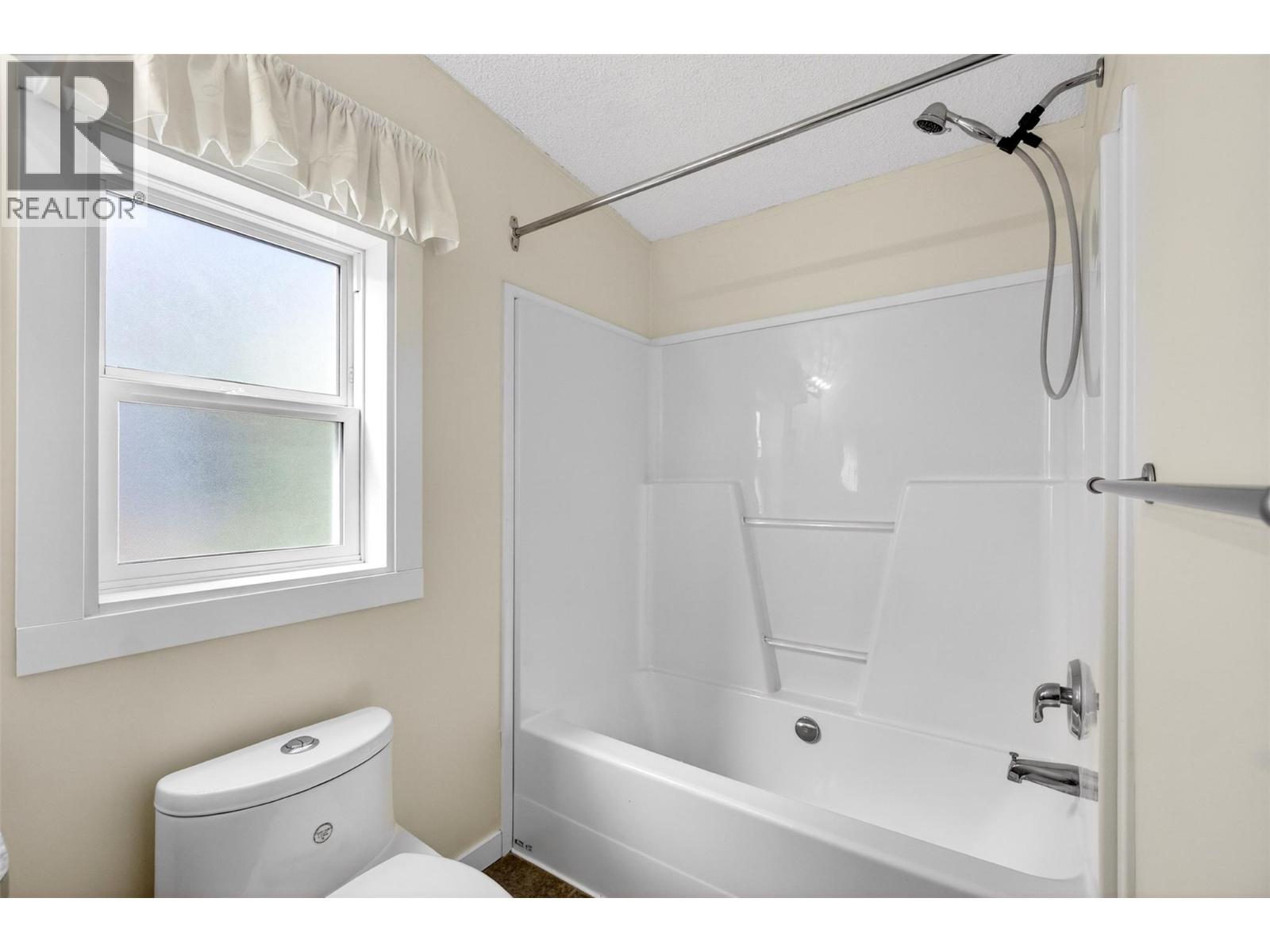 #23 1885 Tappen Notch Hill Road - 34