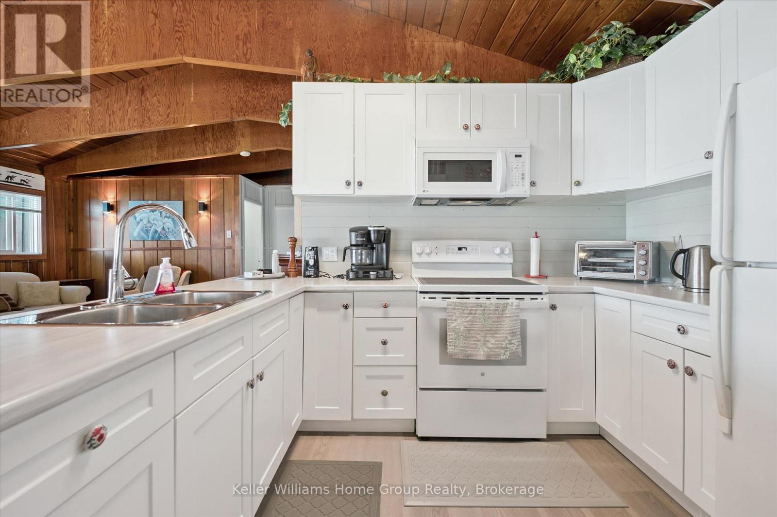 115 FIRST STREET - Image 8