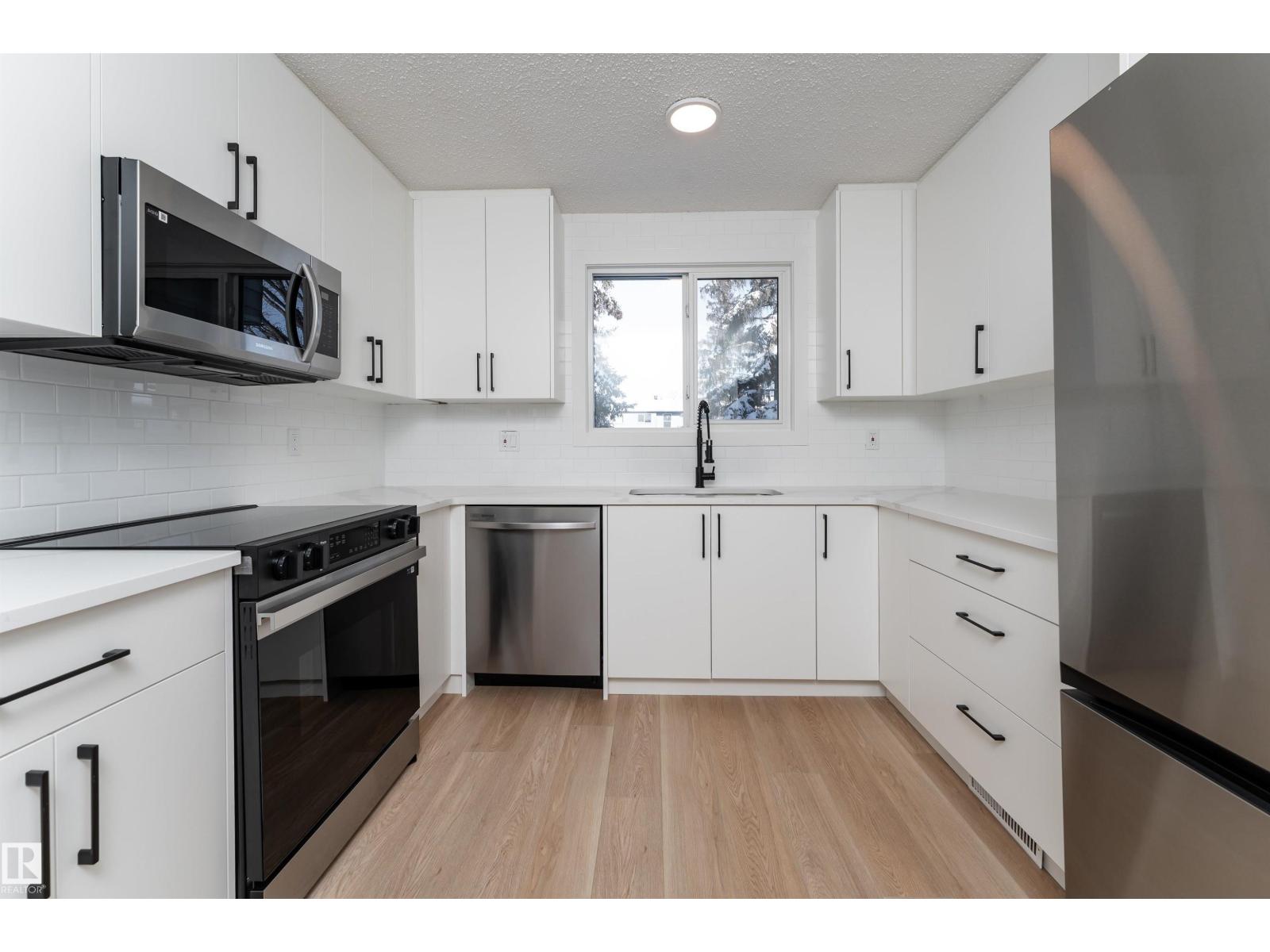 3108 142 AV NW - 1
