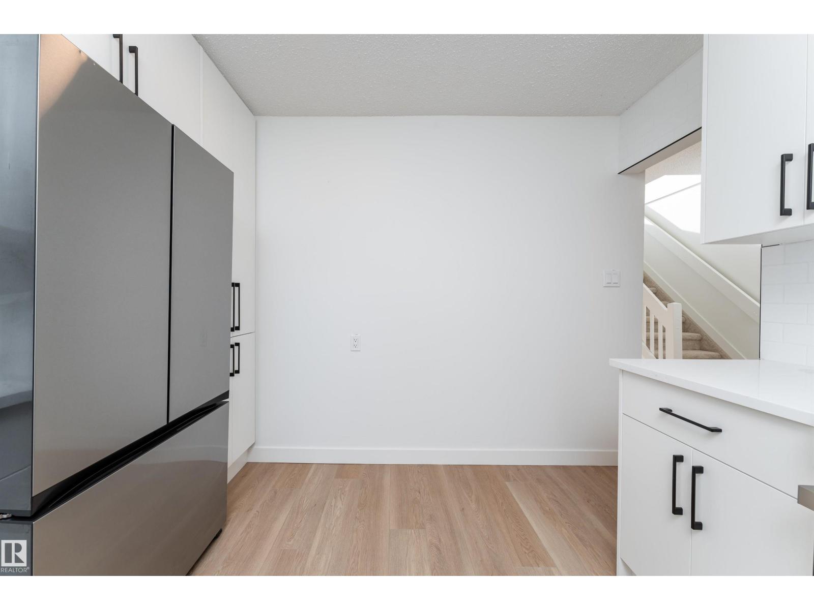 3108 142 AV NW - 4