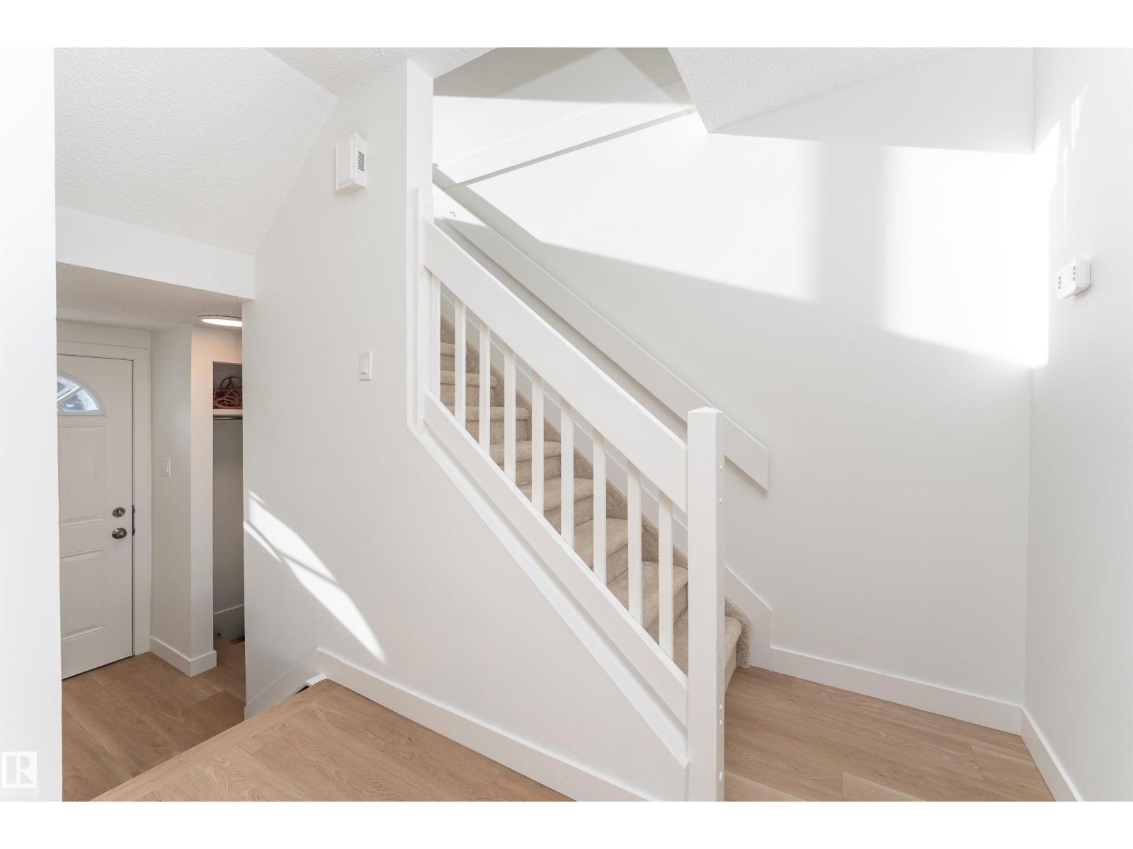 3108 142 AV NW - 9