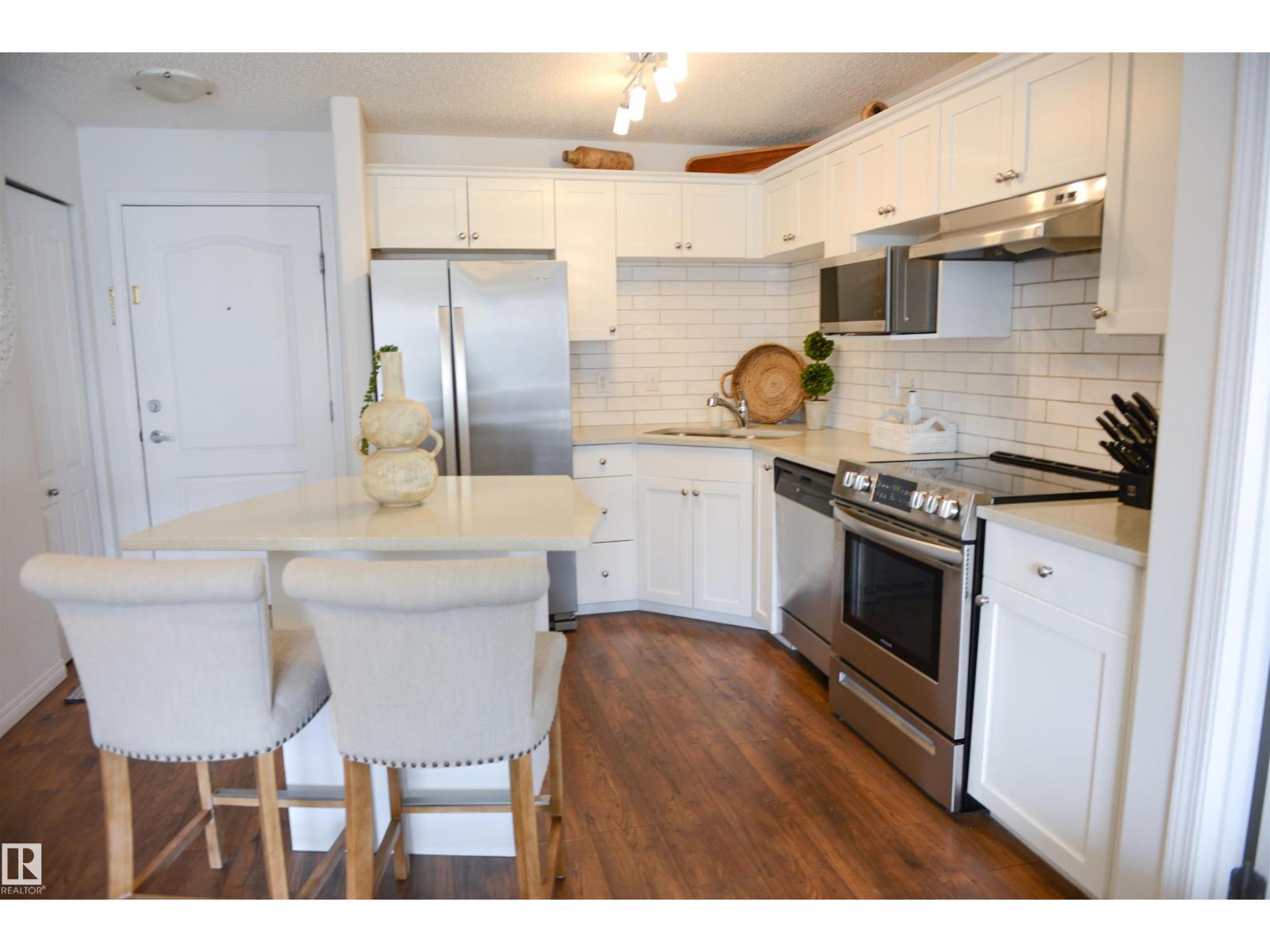 #114 155 EDWARDS DR SW - 11