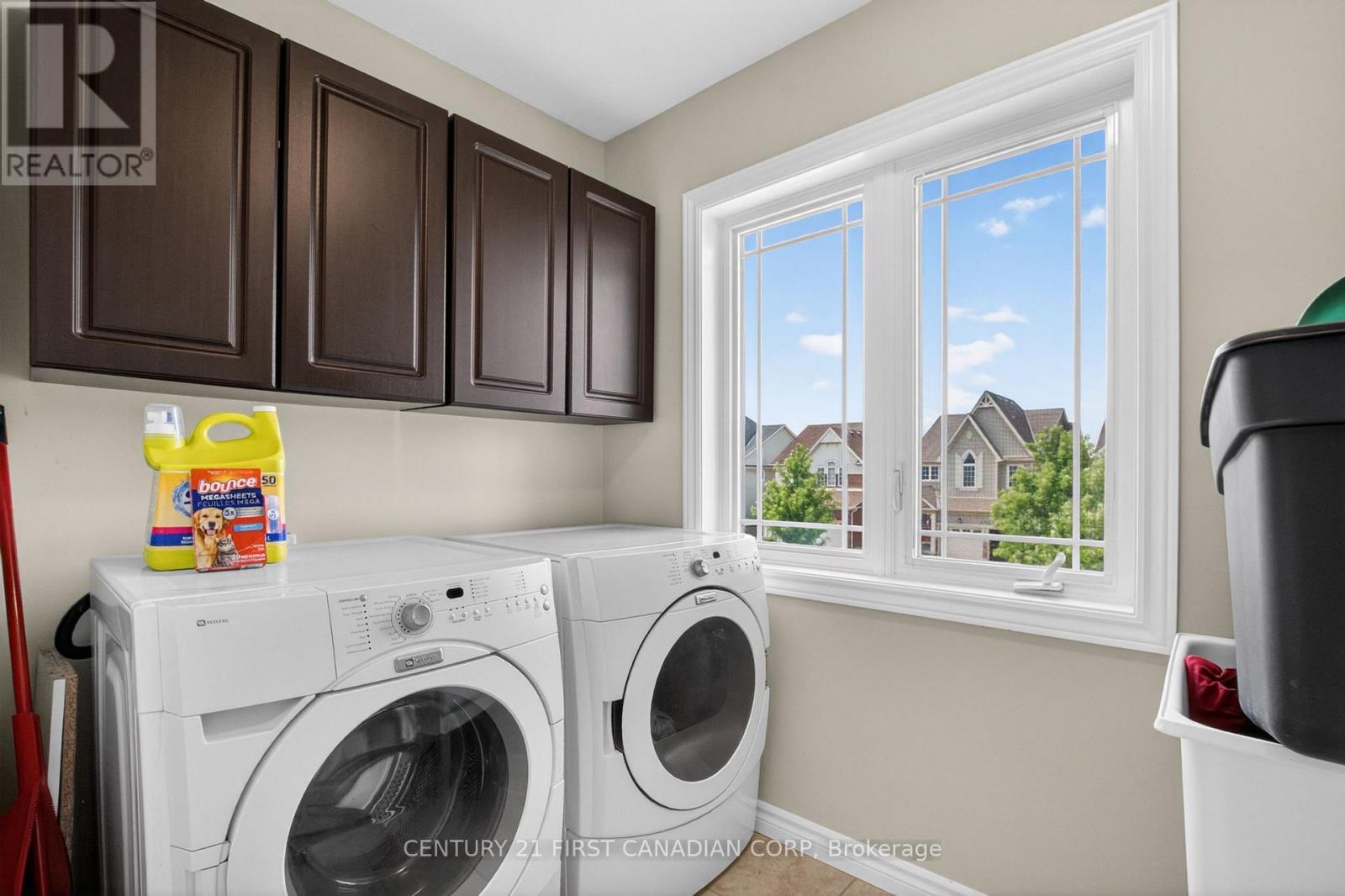 697 KILLARNEY ROAD - 25