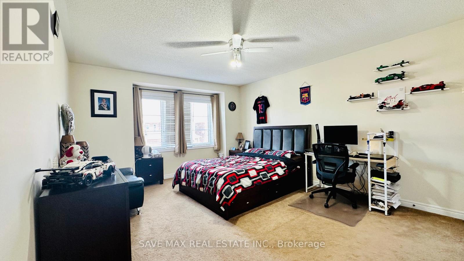 25 SWANTON ROAD - 33