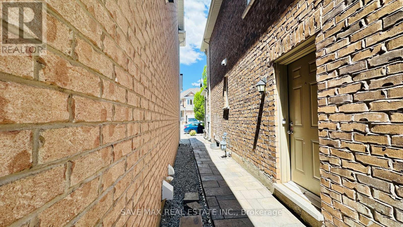 25 SWANTON ROAD - 41
