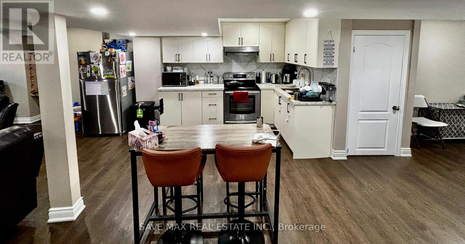 25 SWANTON ROAD - 45