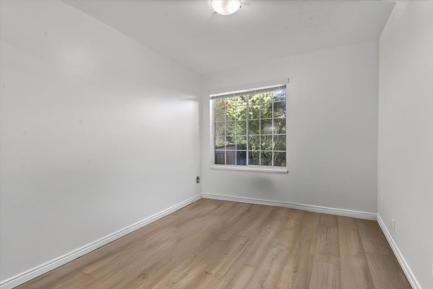 103 2567 VICTORIA STREET, Abbotsford