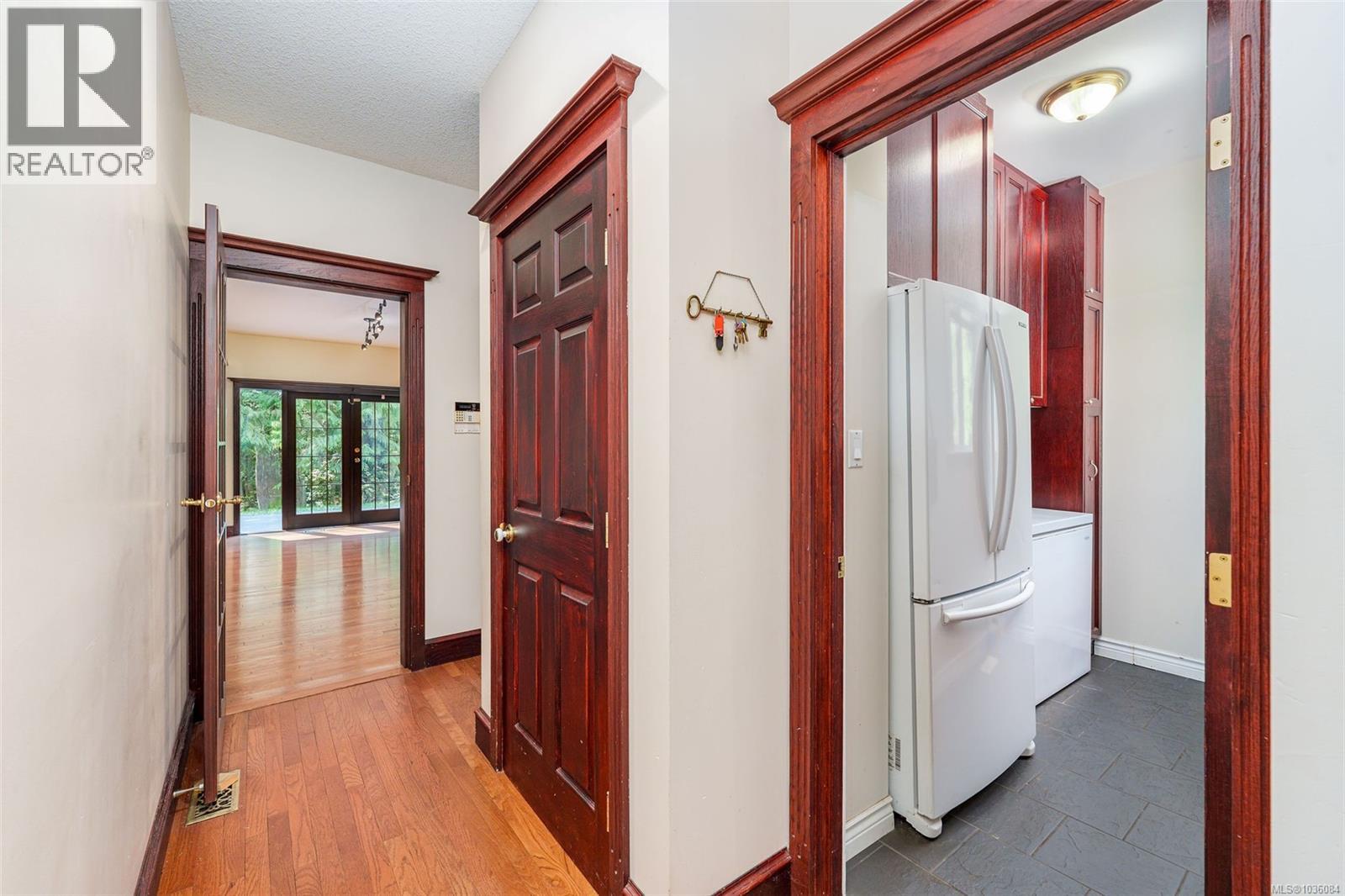 1520 Lazo Lane - 22