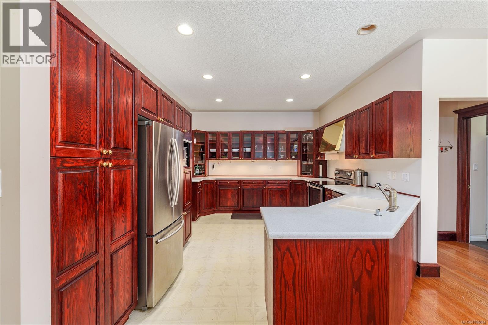 1520 Lazo Lane - 27