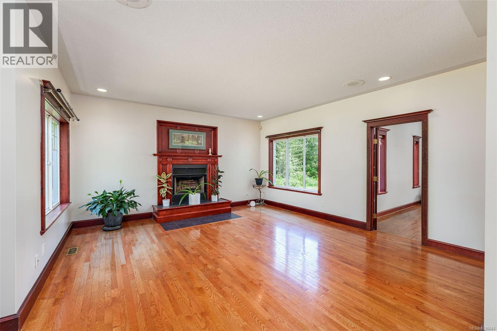 1520 Lazo Lane - 26