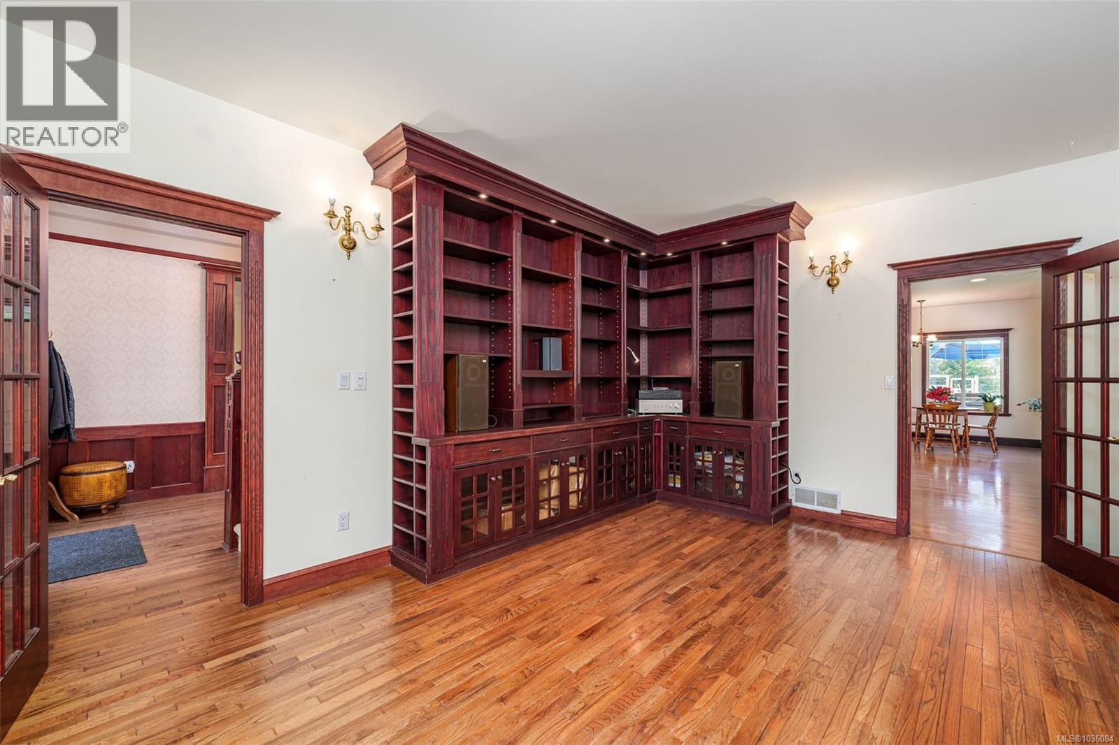 1520 Lazo Lane - 32