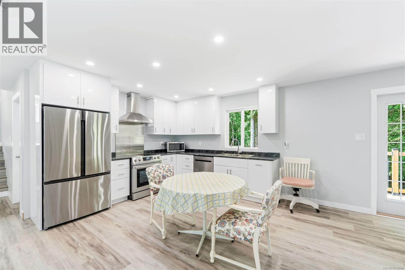 1520 Lazo Lane - 63