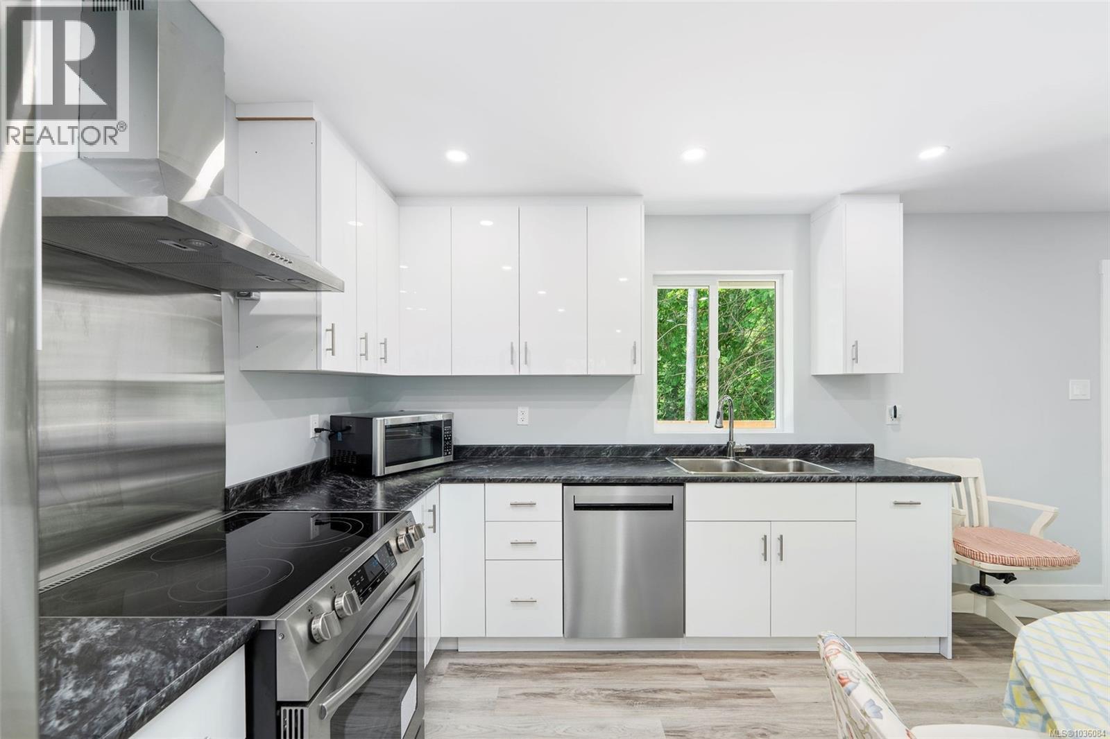 1520 Lazo Lane - 64