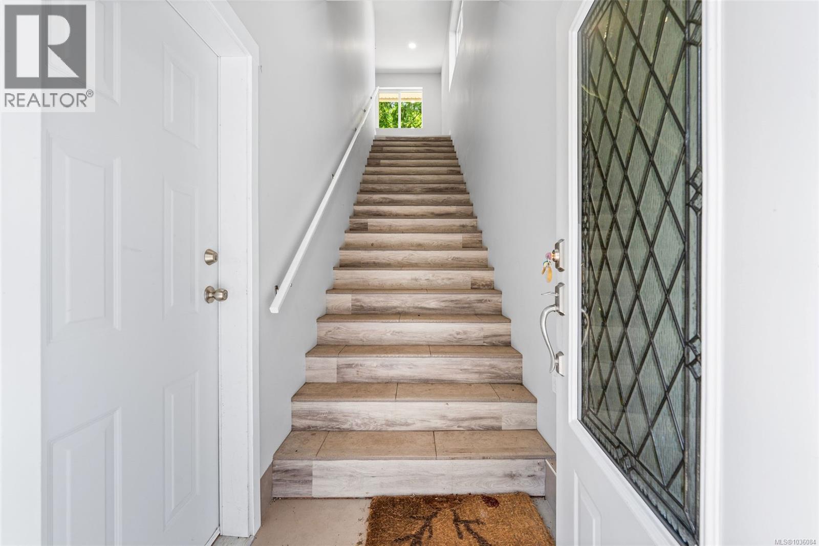 1520 Lazo Lane - 59