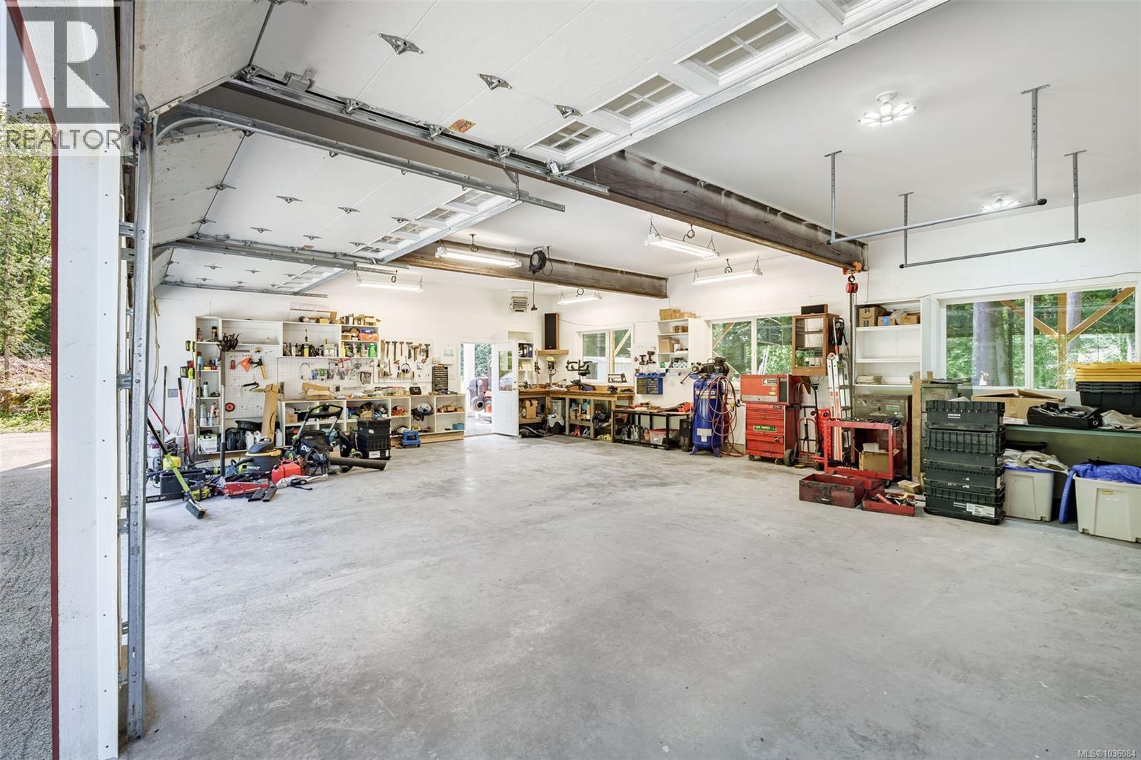 1520 Lazo Lane - 58
