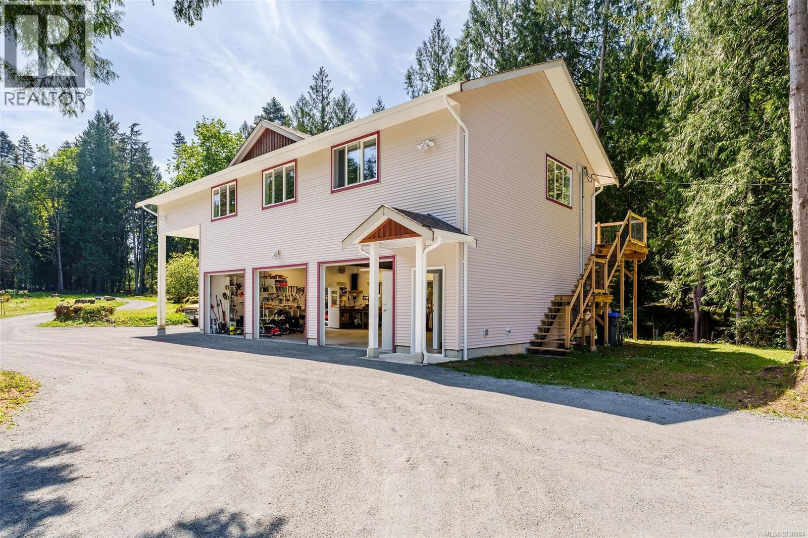 1520 Lazo Lane - 55