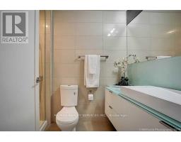 1608 - 300 Front Street W, Toronto, ON M5V0E9 Photo 8