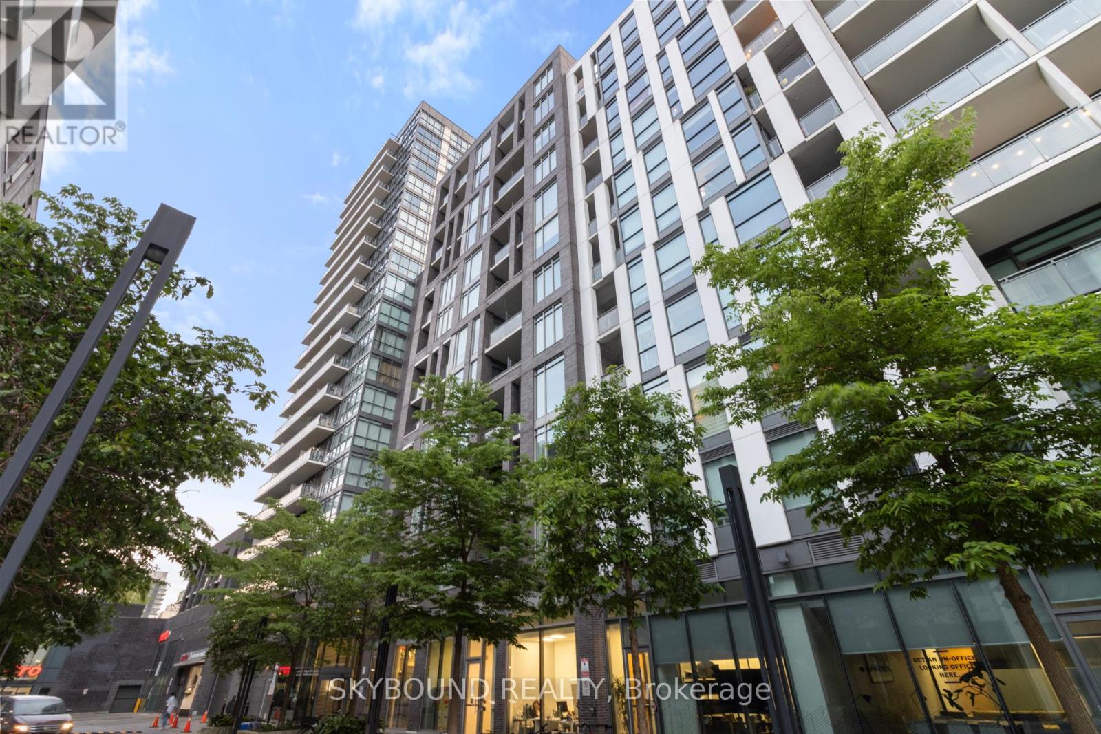 #1023 20 MINOWAN MIIKAN LANE - 22