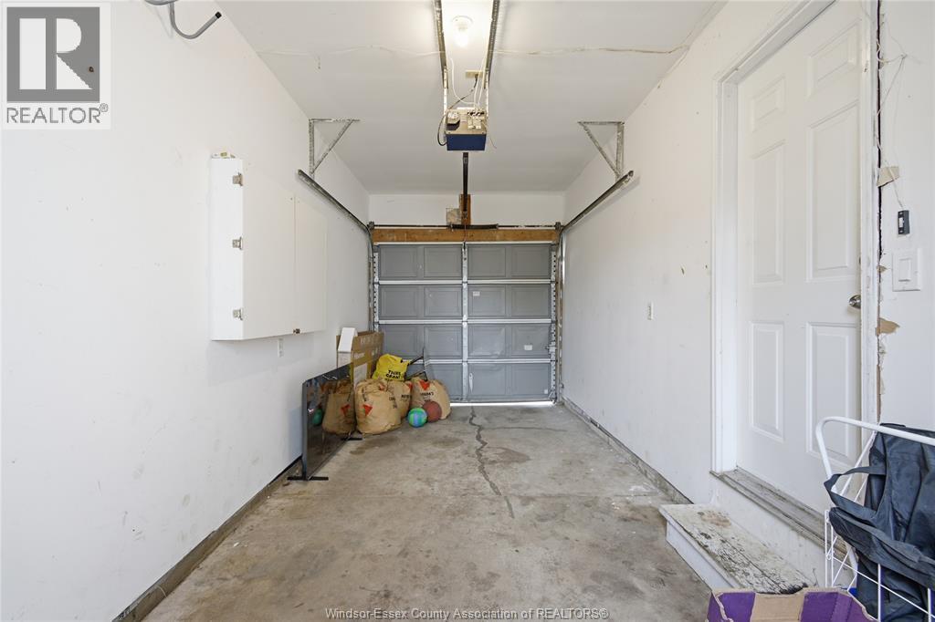 724 CABANA ROAD East - 19